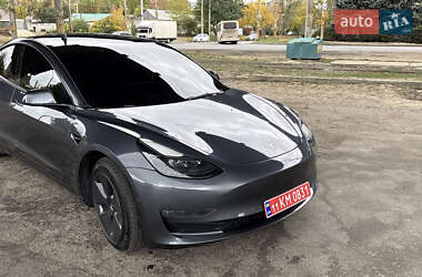 Седан Tesla Model 3 2022 в  фото 3 Седан Tesla Model 3 2022 в