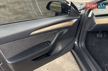 Седан Tesla Model 3 2022 в  фото 10 Седан Tesla Model 3 2022 в