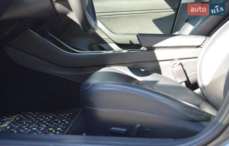 Седан Tesla Model 3 2018 в Одессе фото 18 Седан Tesla Model 3 2018 в Одессе