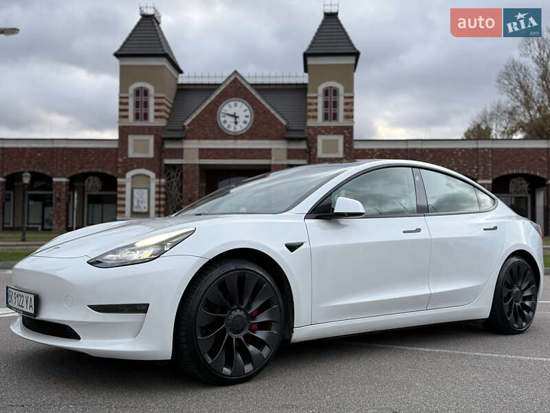 Седан Tesla Model 3 2021 в Киеве фото 2 Седан Tesla Model 3 2021 в Киеве