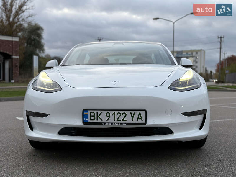 Седан Tesla Model 3 2021 в Киеве фото 9 Седан Tesla Model 3 2021 в Киеве