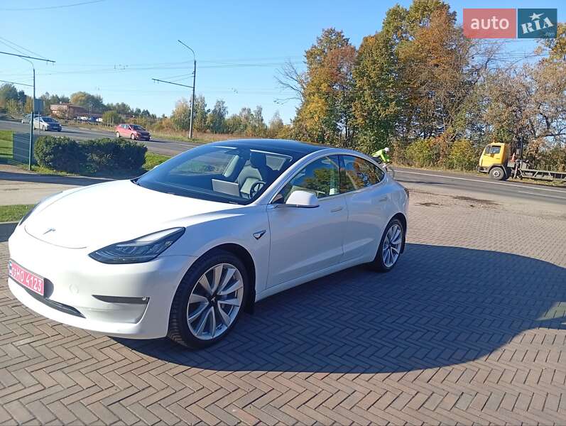 Седан Tesla Model 3 2020 в Луцьку фото 8 Седан Tesla Model 3 2020 в Луцьку