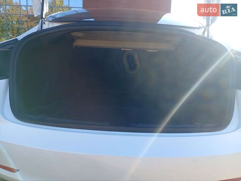 Седан Tesla Model 3 2020 в Луцьку фото 25 Седан Tesla Model 3 2020 в Луцьку