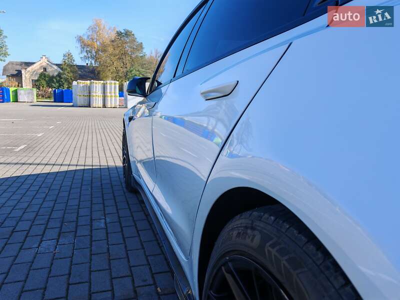 Седан Tesla Model 3 2021 в Коломиї