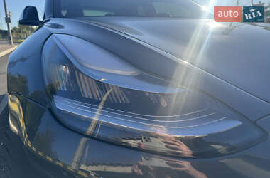 Седан Tesla Model 3 2020 в Одессе