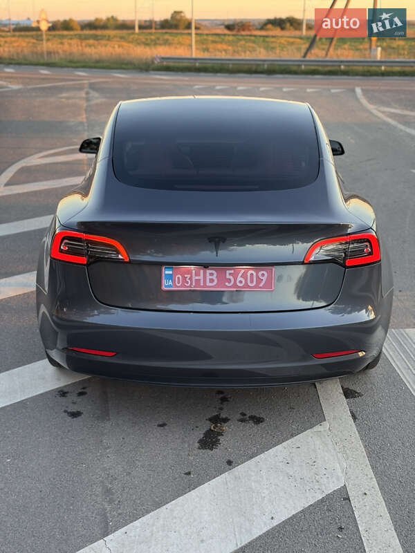 Седан Tesla Model 3 2023 в Луцке фото 8 Седан Tesla Model 3 2023 в Луцке