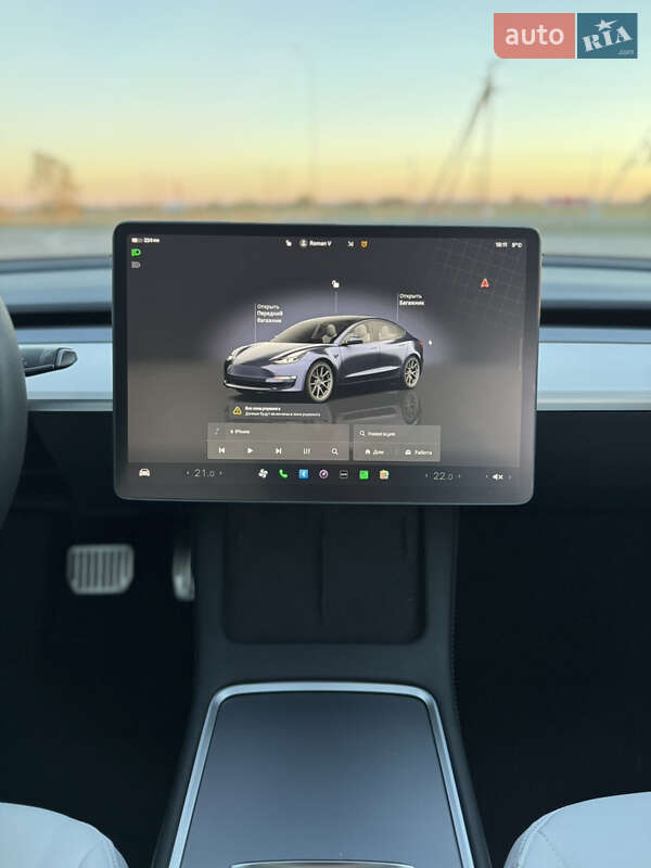 Седан Tesla Model 3 2023 в Луцке фото 37 Седан Tesla Model 3 2023 в Луцке