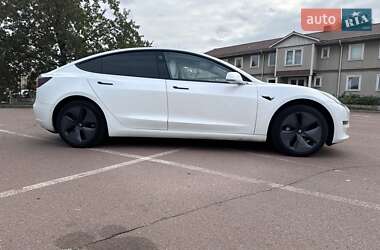 Седан Tesla Model 3 2019 в 