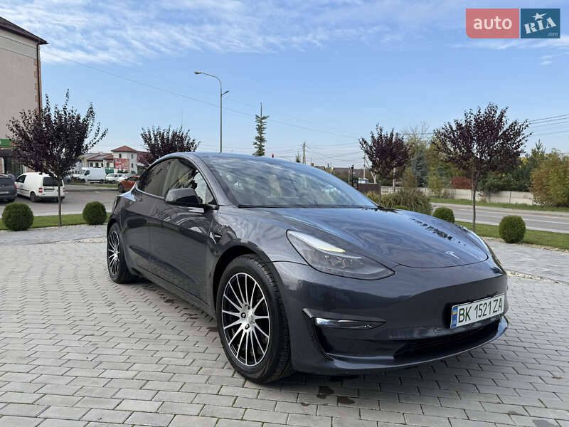 Седан Tesla Model 3 2022 в Ровно фото 9 Седан Tesla Model 3 2022 в Ровно