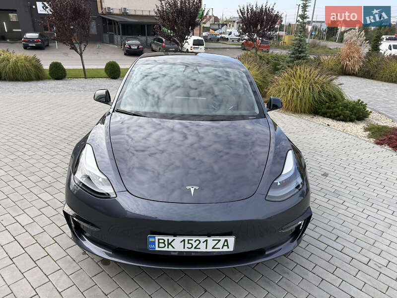 Седан Tesla Model 3 2022 в Ровно фото 12 Седан Tesla Model 3 2022 в Ровно