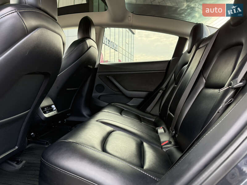 Седан Tesla Model 3 2022 в Ровно фото 18 Седан Tesla Model 3 2022 в Ровно