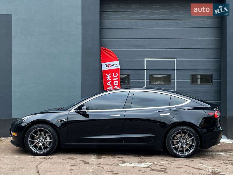 Седан Tesla Model 3 2018 в Киеве фото 6 Седан Tesla Model 3 2018 в Киеве