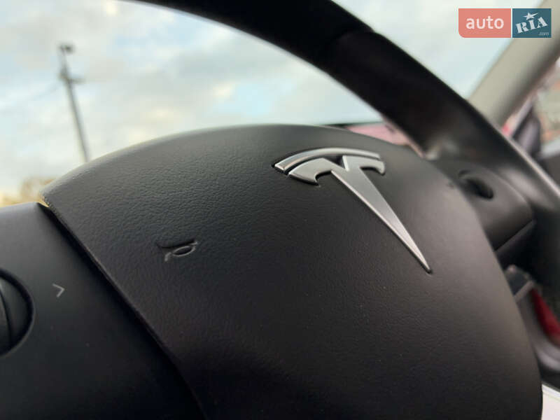 Седан Tesla Model 3 2018 в Дрогобыче фото 71 Седан Tesla Model 3 2018 в Дрогобыче