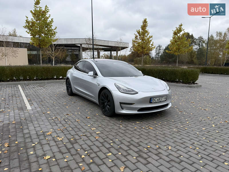 Tesla Model 3 2018 Tesla Model 3 2018
