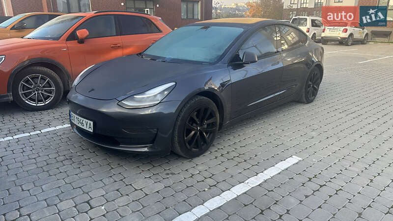 Седан Tesla Model 3 2018 в Дунаївцях