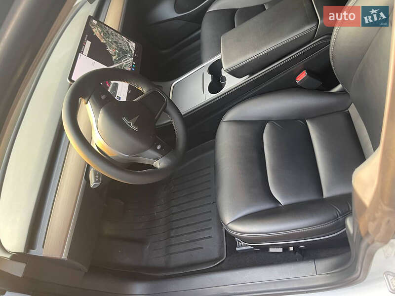 Седан Tesla Model 3 2021 в Дніпрі фото 18 Седан Tesla Model 3 2021 в Дніпрі