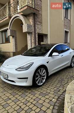 Седан Tesla Model 3 2018 в Львові