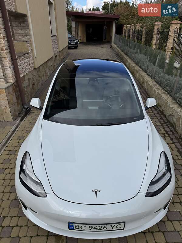 Седан Tesla Model 3 2018 в Львове фото 7 Седан Tesla Model 3 2018 в Львове