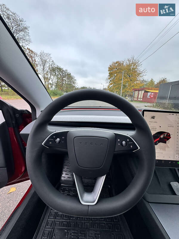 Седан Tesla Model 3 2024 в Білій Церкві