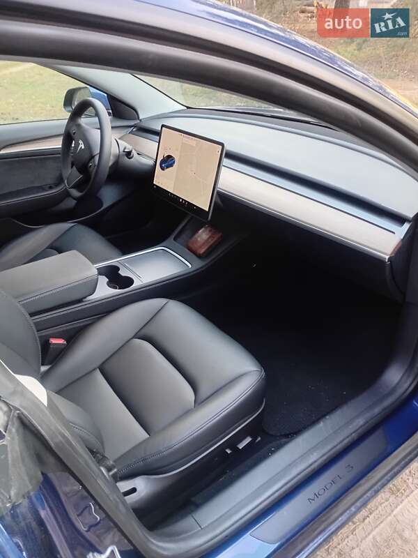 Седан Tesla Model 3 2021 в Ирпене