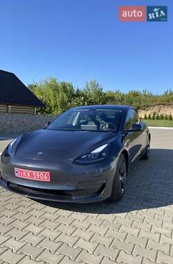 Седан Tesla Model 3 2022 в Калиновке