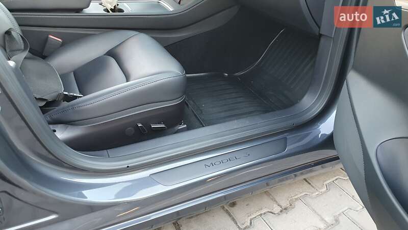 Седан Tesla Model 3 2022 в Кременчуге фото 27 Седан Tesla Model 3 2022 в Кременчуге
