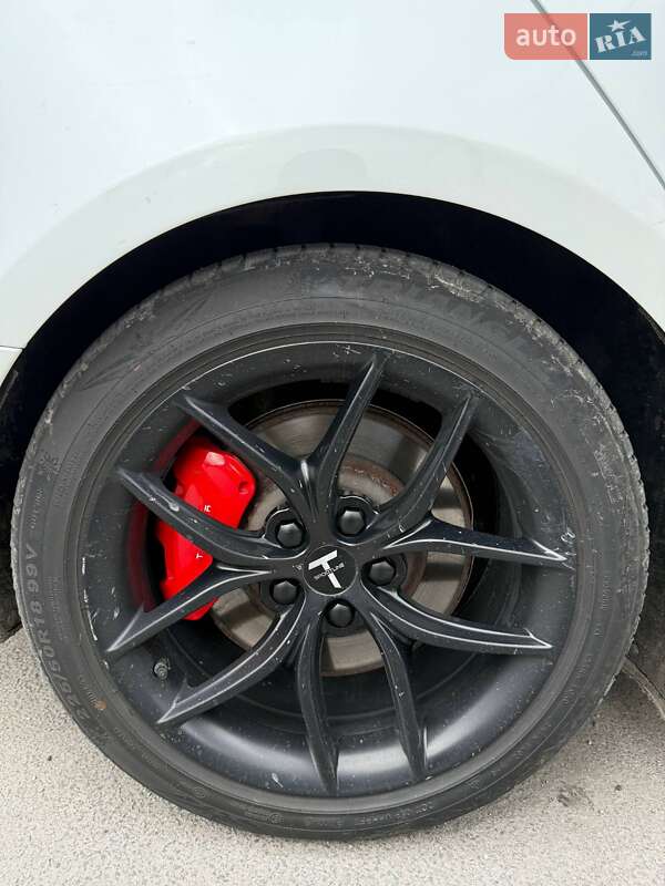 Седан Tesla Model 3 2021 в Звягеле фото 7 Седан Tesla Model 3 2021 в Звягеле