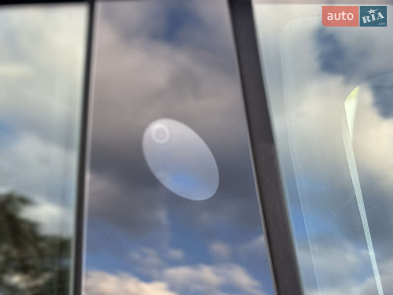 Седан Tesla Model 3 2019 в Луцьку