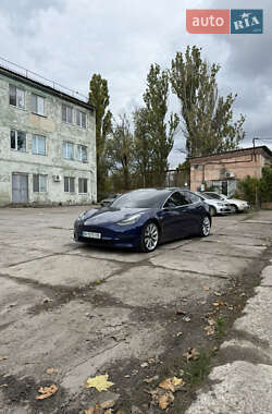 Седан Tesla Model 3 2018 в Одессе