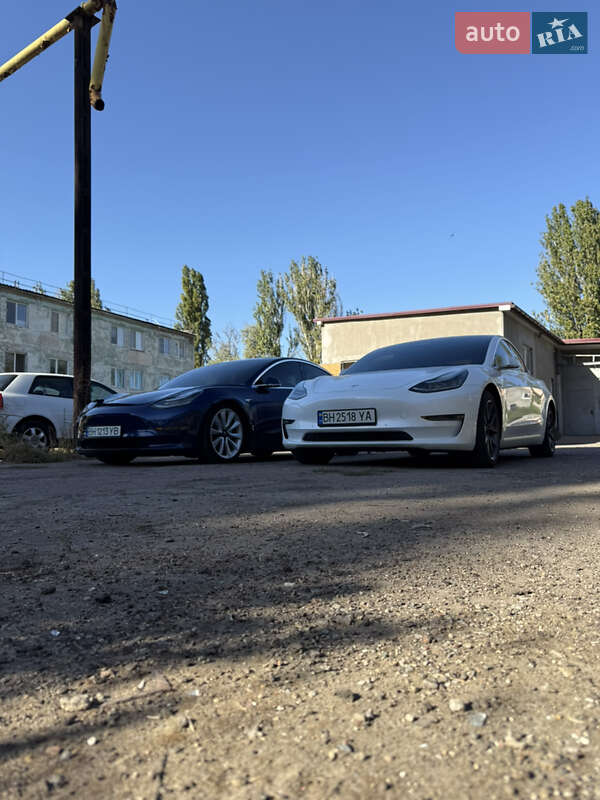 Седан Tesla Model 3 2018 в Одесі фото 28 Седан Tesla Model 3 2018 в Одесі