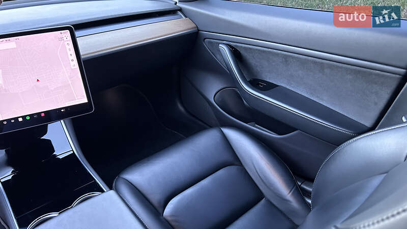 Седан Tesla Model 3 2019 в Києві фото 23 Седан Tesla Model 3 2019 в Києві