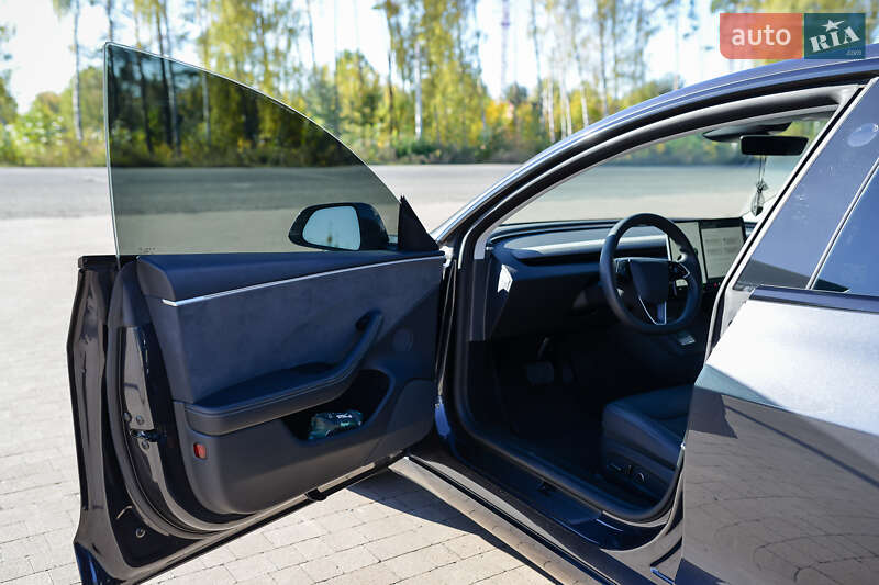Седан Tesla Model 3 2024 в Ковелі фото 29 Седан Tesla Model 3 2024 в Ковелі
