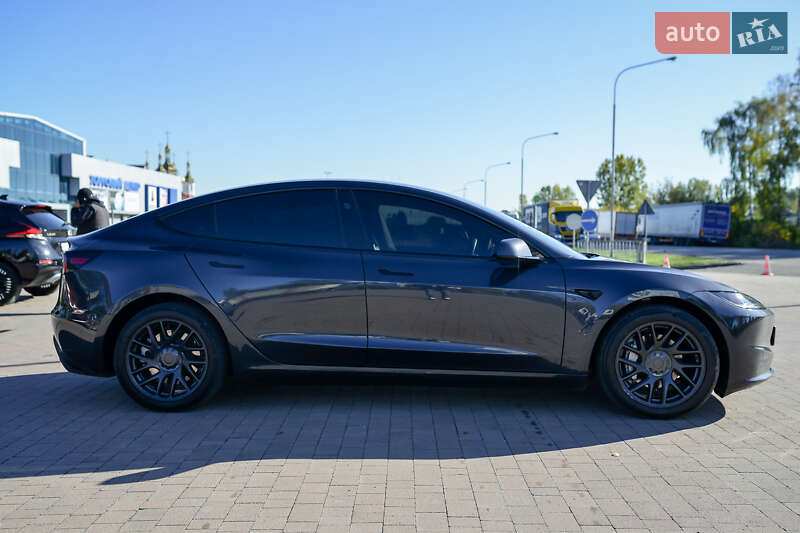 Седан Tesla Model 3 2024 в Ковелі фото 42 Седан Tesla Model 3 2024 в Ковелі