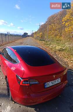 Седан Tesla Model 3 2022 в Стрые