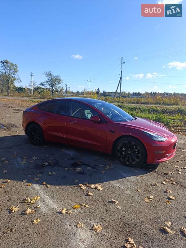 Седан Tesla Model 3 2022 в Стрые фото 15 Седан Tesla Model 3 2022 в Стрые