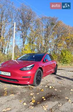 Седан Tesla Model 3 2022 в Стрые