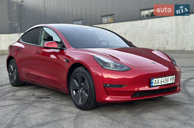 Седан Tesla Model 3 2023 в Києві