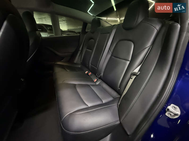 Седан Tesla Model 3 2018 в Одесі фото 22 Седан Tesla Model 3 2018 в Одесі