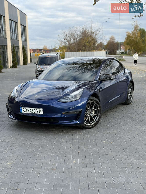 Tesla Model 3 2021