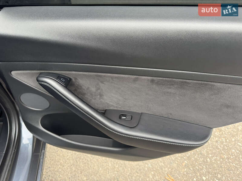 Седан Tesla Model 3 2021 в Одесі фото 12 Седан Tesla Model 3 2021 в Одесі