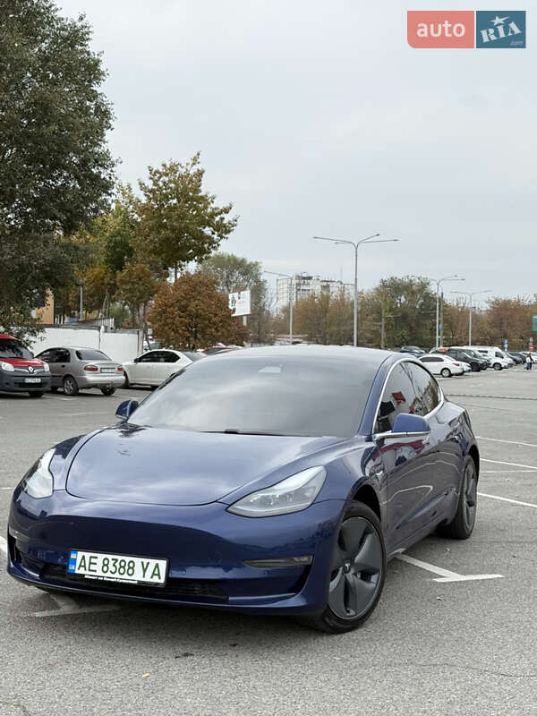 Tesla Model 3 2020 Tesla Model 3 2020