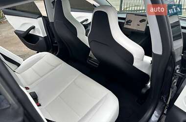 Седан Tesla Model 3 2024 в Києві