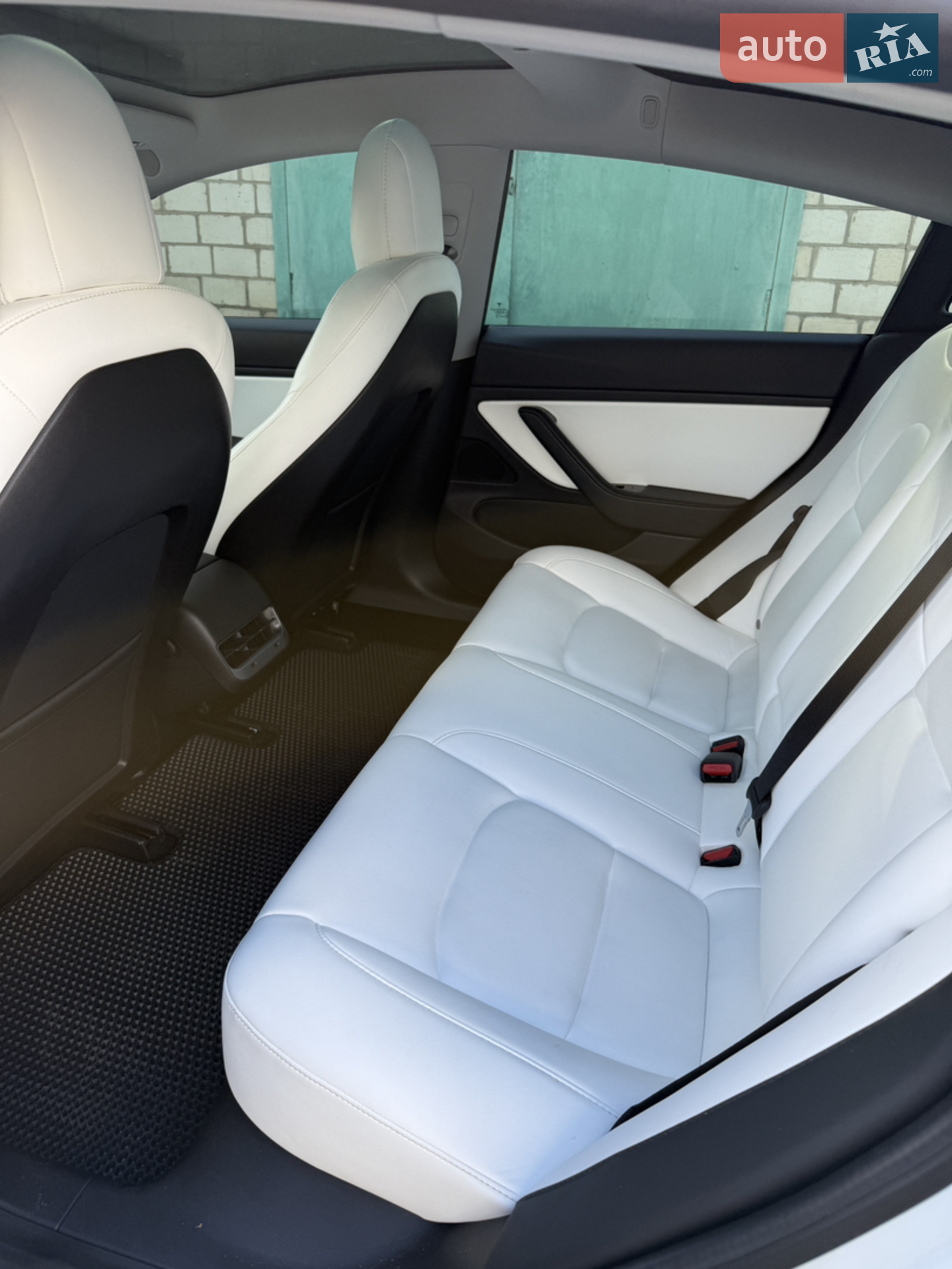 2019 Tesla Model 3 - мініатюра 14