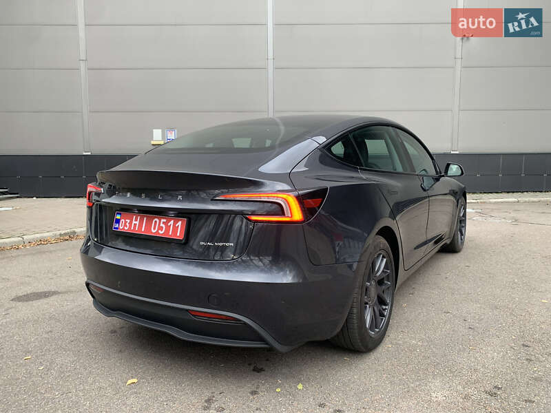 Седан Tesla Model 3 2024 в Киеве
