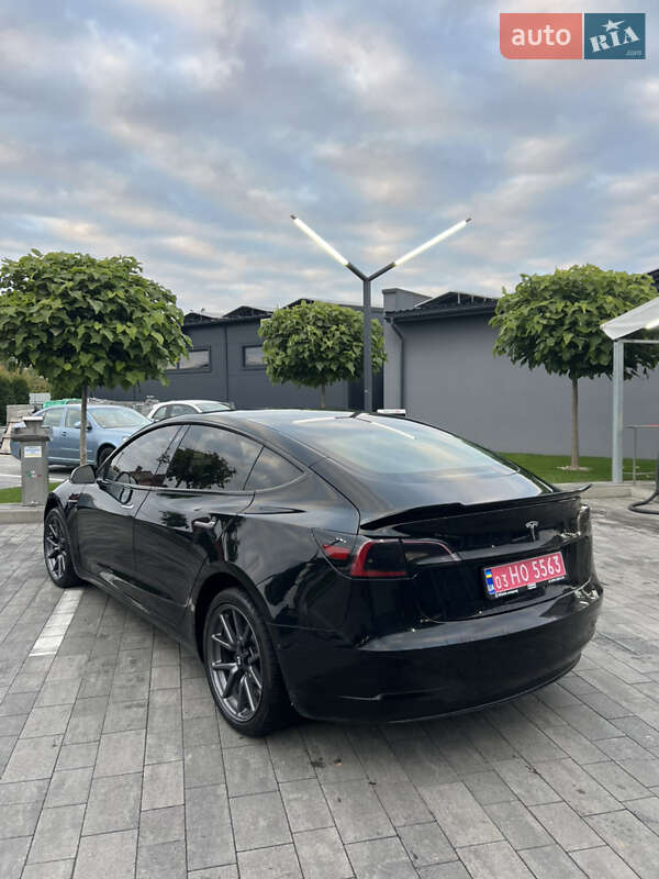 Седан Tesla Model 3 2019 в Луцке фото Седан Tesla Model 3 2019 в Луцке
