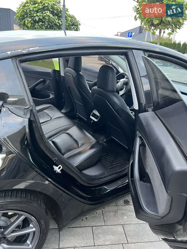 Седан Tesla Model 3 2019 в Луцке фото 11 Седан Tesla Model 3 2019 в Луцке