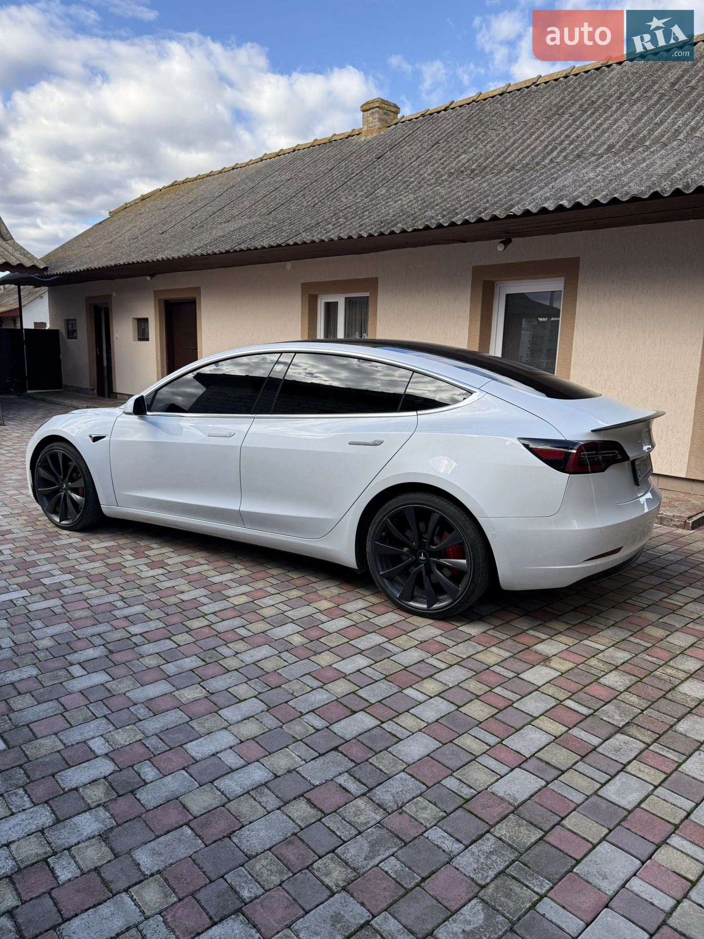 2019 Tesla Model 3 - мініатюра 10