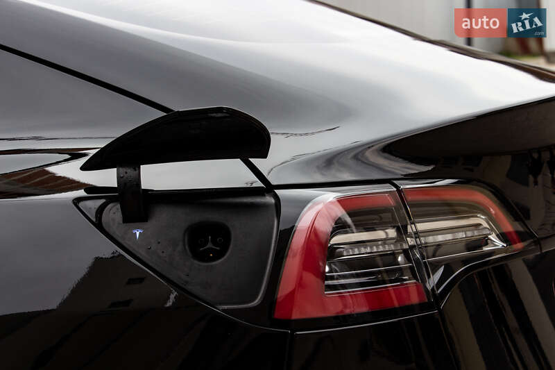 Седан Tesla Model 3 2021 в Львові фото 19 Седан Tesla Model 3 2021 в Львові