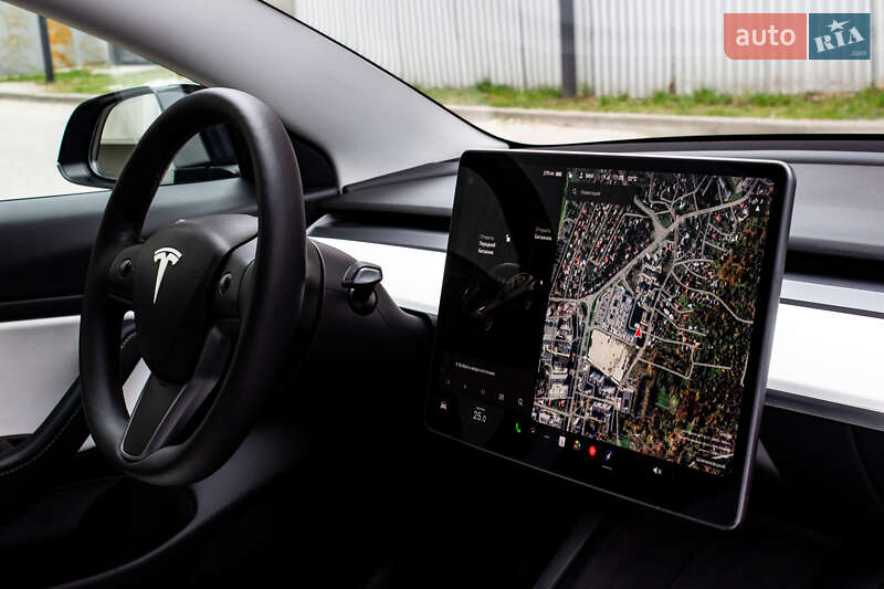 Седан Tesla Model 3 2021 в Львові фото 38 Седан Tesla Model 3 2021 в Львові