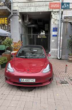 Седан Tesla Model 3 2018 в Киеве